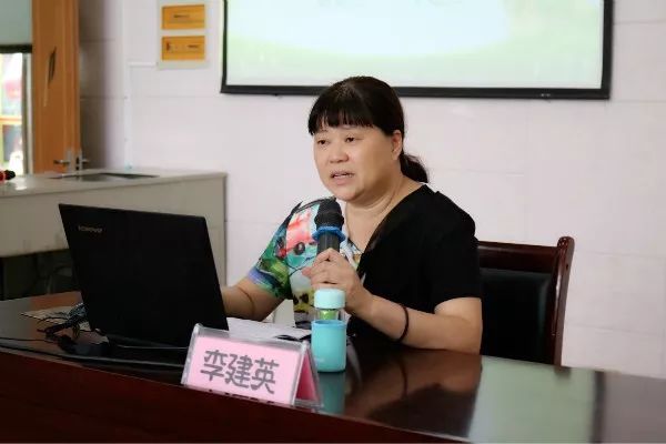 家园携手 共育成长倪佳琪老师从"入园简介,新生入园家长10忌,小班幼儿