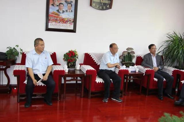 梁世斌感谢州委,州政府长期以来对建设银行青海省分