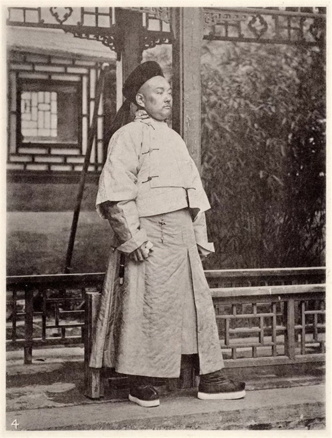 外国摄影师镜头里的晚清人物像:不管咋看都很怪异-搜狐大视野-搜狐新闻
