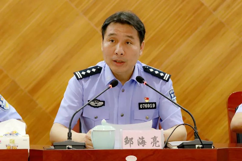 市委常委,公安局长 邹海亮现在,一起来看看他们怎么说~昨天,龙泉市各