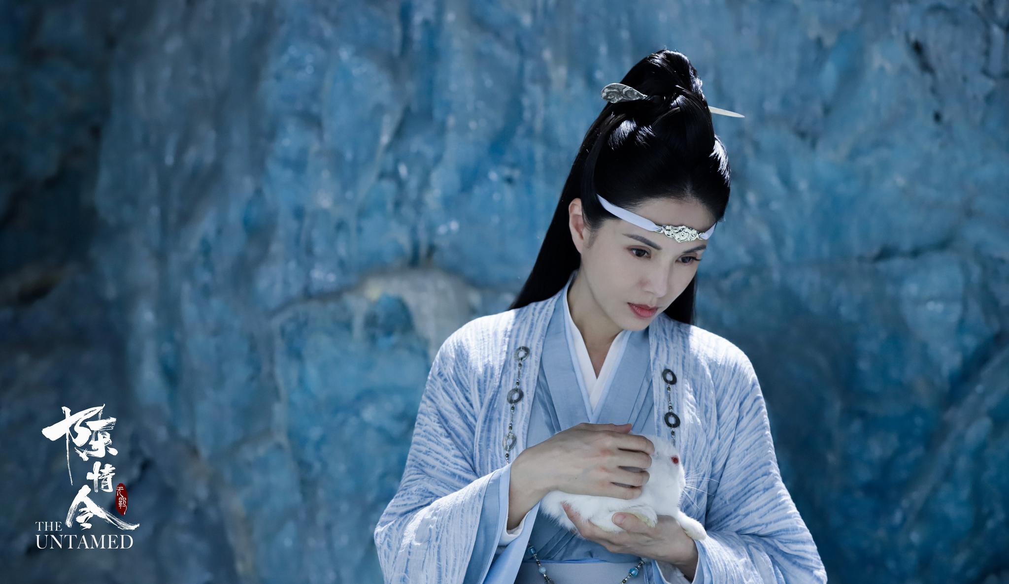 王一博回复假肖战,郑繁星蛋糕砸脸,《陈情令》演员过生日都有毒