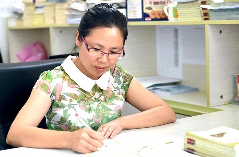 热点点赞2019年度黄山最美教师优秀班主任出炉