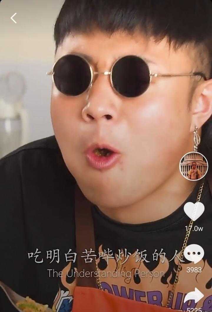贫穷料理无论身处何方一日三餐都要按时吃饭