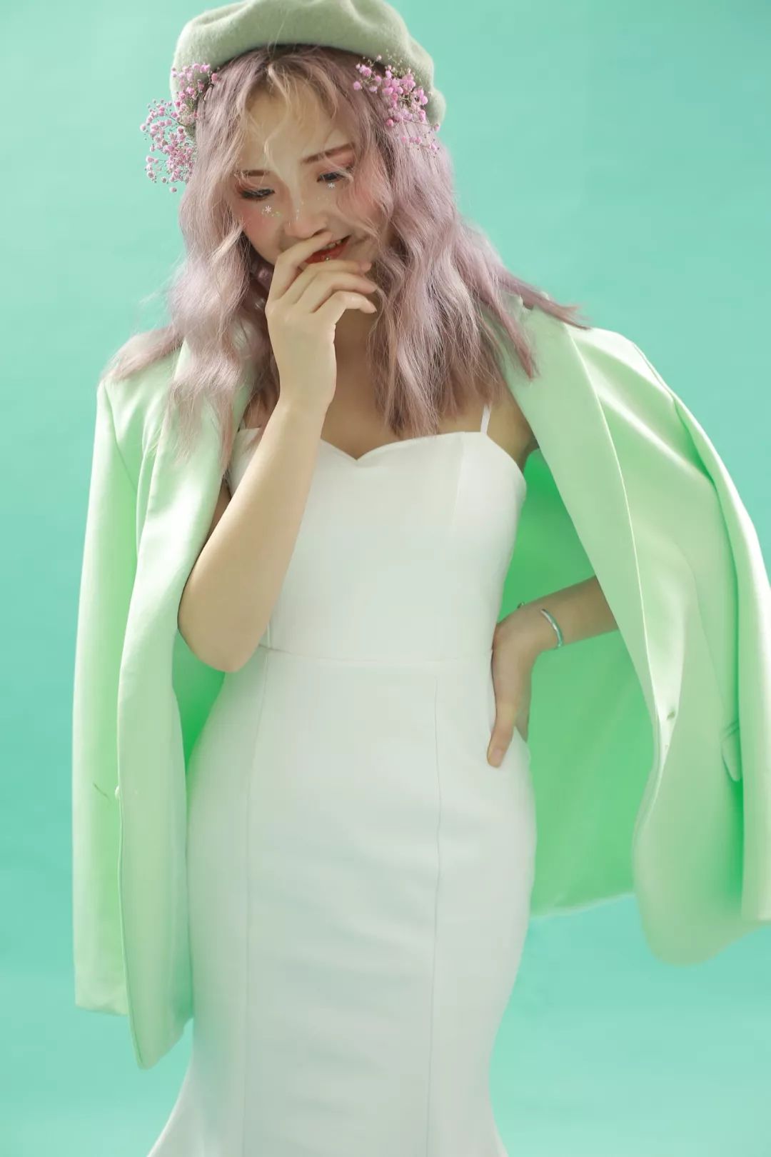 微封面掌上英山第892期封面人物鑫鑫