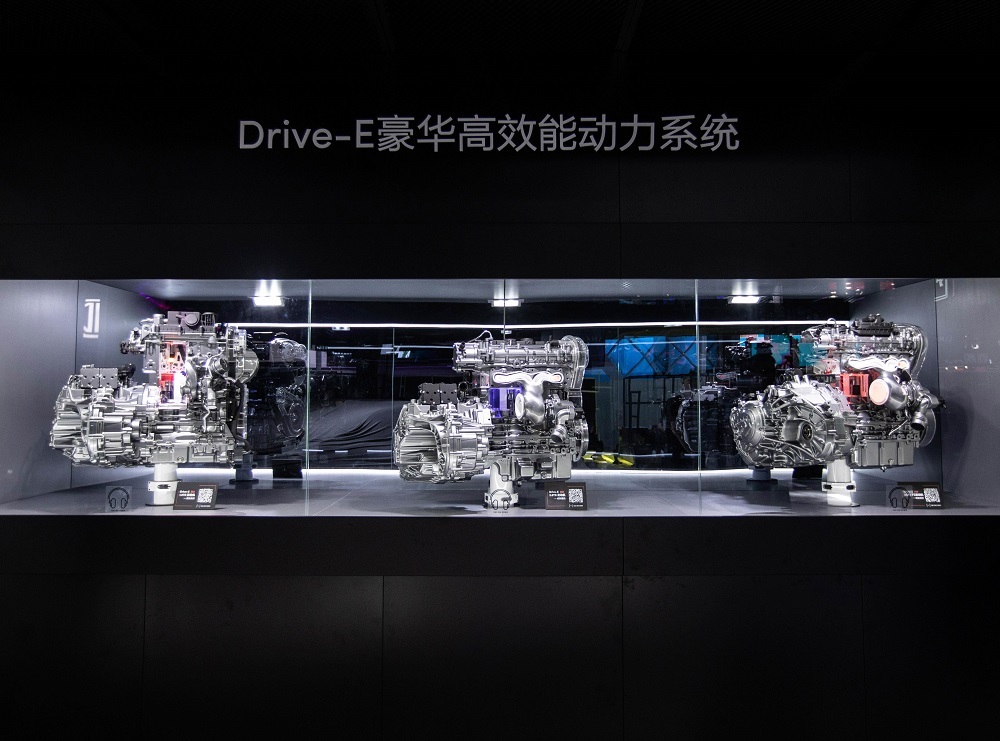 买纯电动车还是插电混动车？一点意见和建议