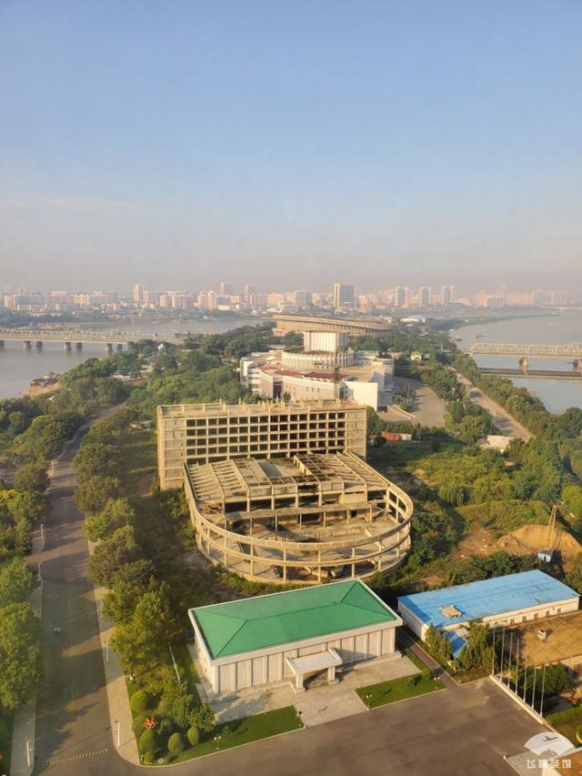 原创入住朝鲜平壤羊角岛酒店不愧是特级去一趟感觉自己吃胖不少