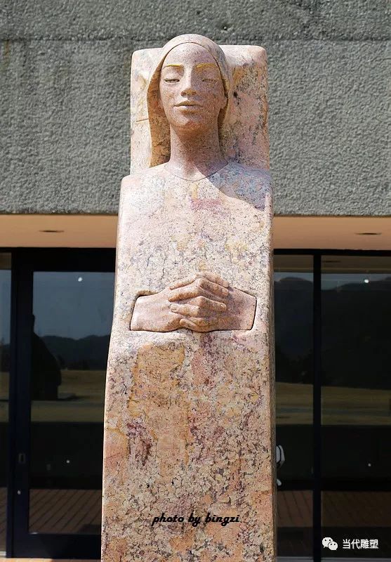 在雕刻之森美术馆欣赏世界著名雕塑大师们的杰作