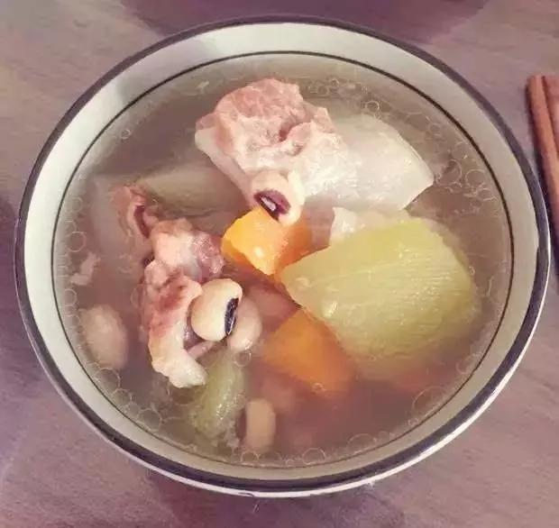 "秋老虎"发威,人容易乏力没食欲,推荐5款美味汤,既消暑又润燥