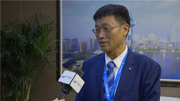 专访中材科技董事长薛忠民聚焦两海和三大新能源产业打造世界级隐形