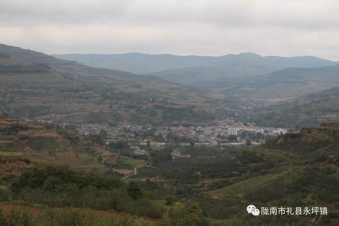 新时代文明实践活动永坪镇开展环境卫生集中整治提升人居环境再发力