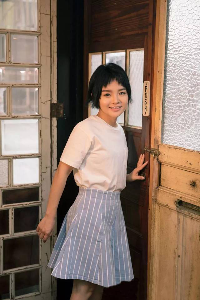 石璐身高150时尚品味和音乐品味一样硬核穿搭显高风格十足