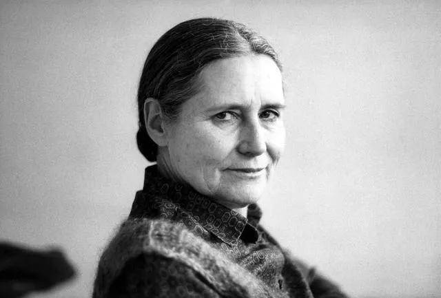 唯有诚意走在时代前端的多丽丝莱辛