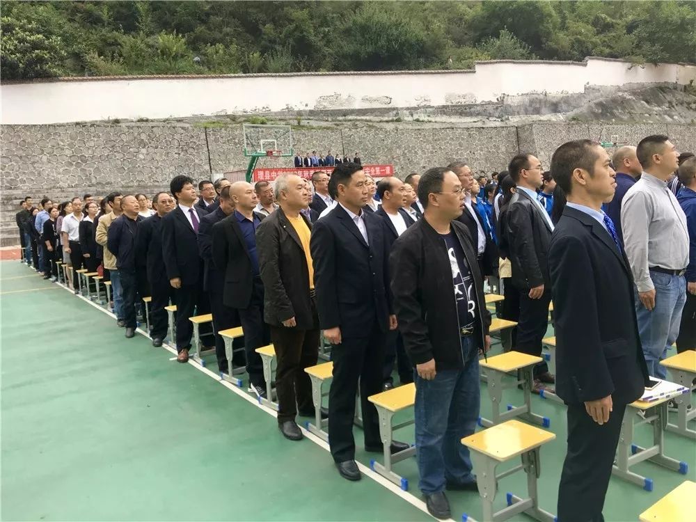 【教师风采】时光不语·静待花开——理县中学高一教师团队介绍