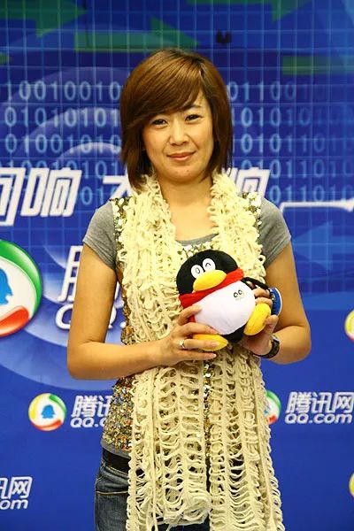 吴飞燕港院学子-中国十佳时装设计师朱珍斐李贵洲许