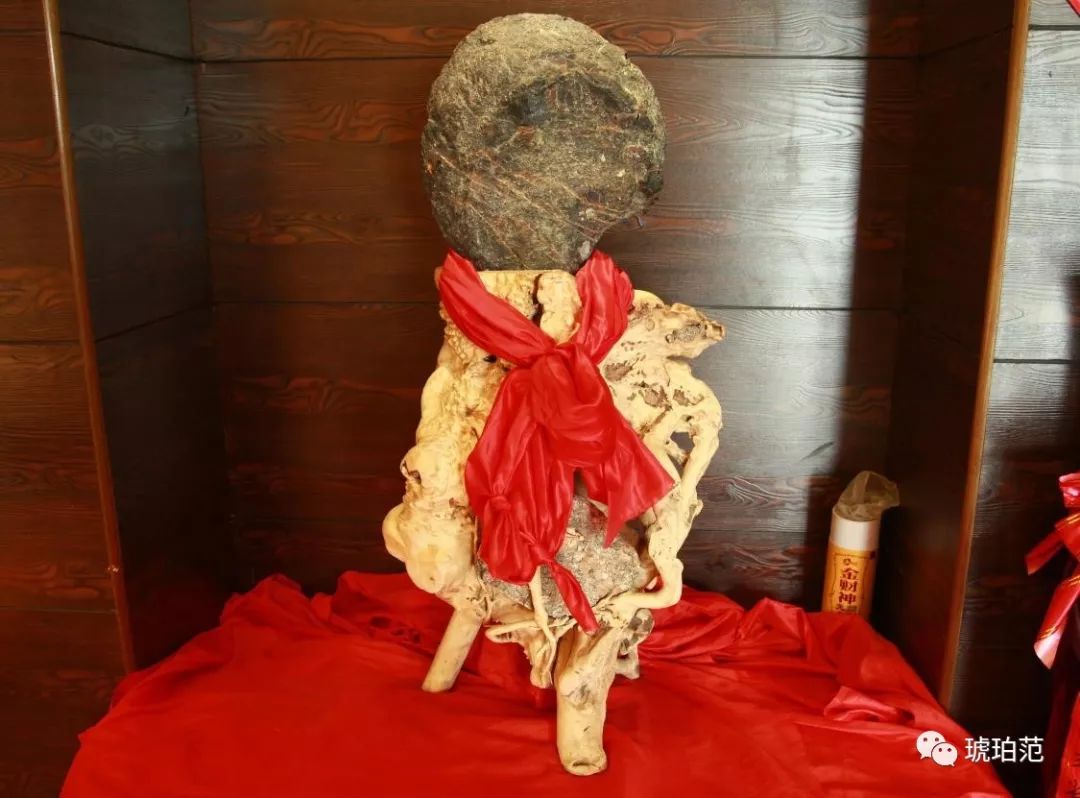 46斤重琥珀王重磅出售