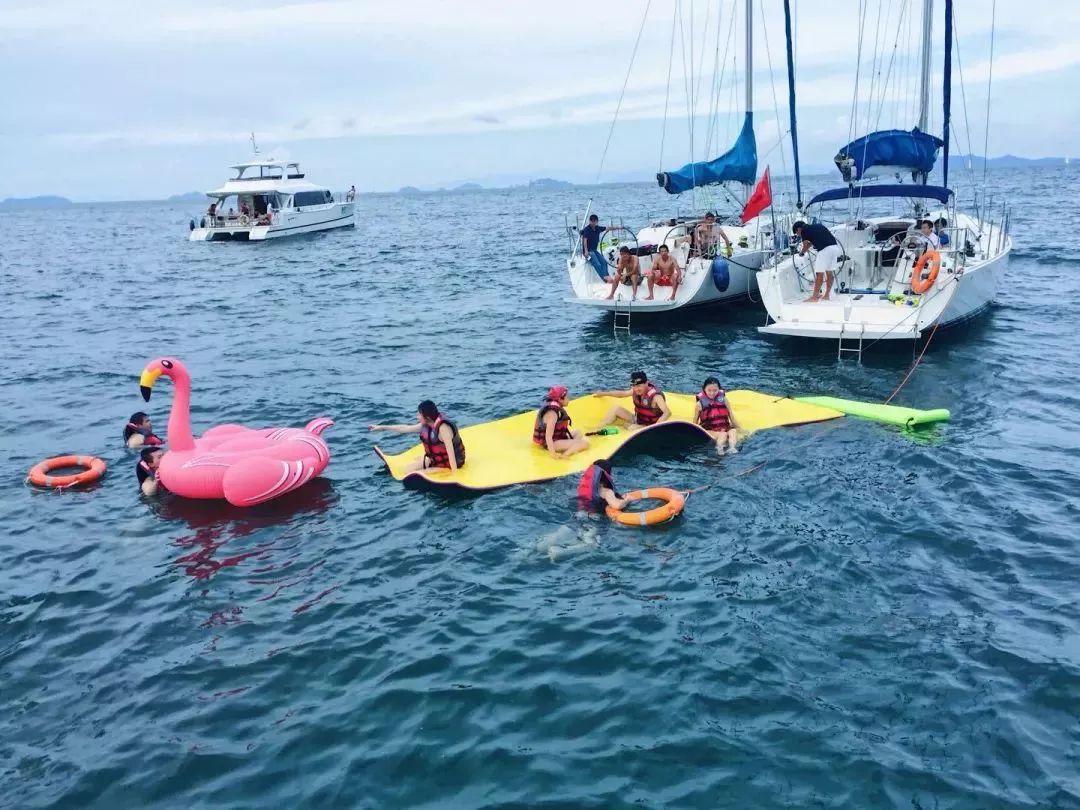 海钓,体验掌舵,海上摄影,ktv欢唱