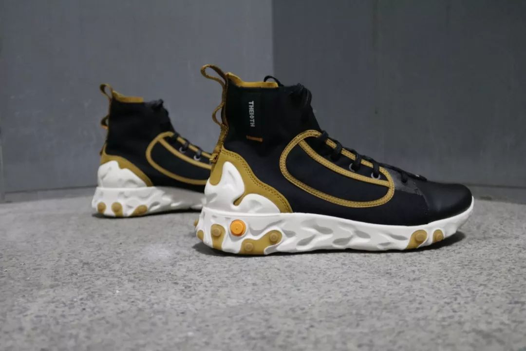 bt限量发售多重质感的拼接鞋面nikethe10th