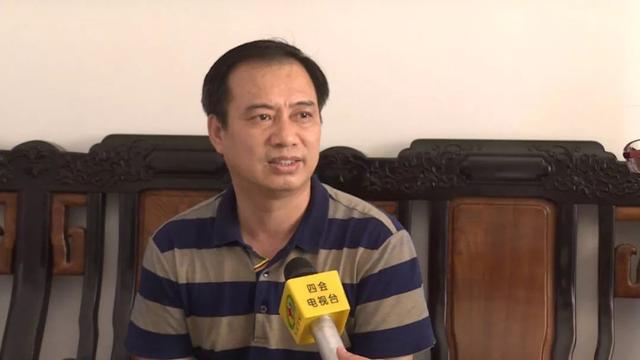 四会这位老师援藏支教两年,成就了诗和远方~_吕益敏