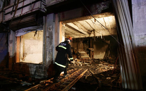 烟台一饭店凌晨突然爆炸,响声堪比地震