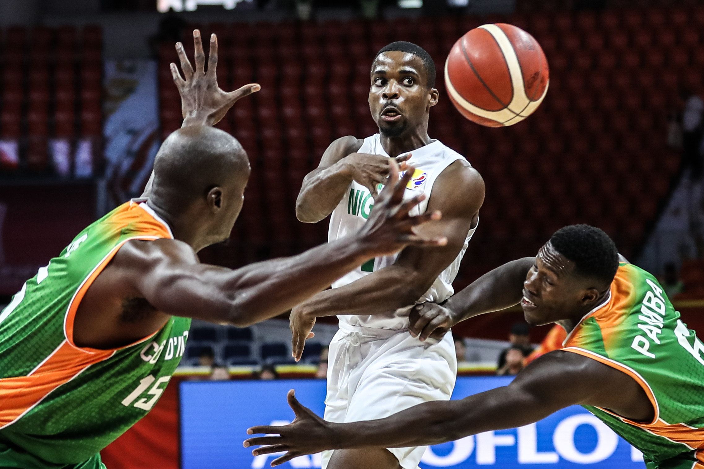 篮球小组赛第二阶段尼日利亚队胜科特迪瓦队