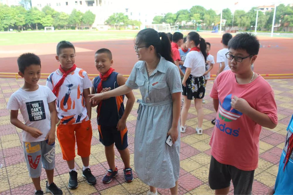 铜梁区双山小学图片