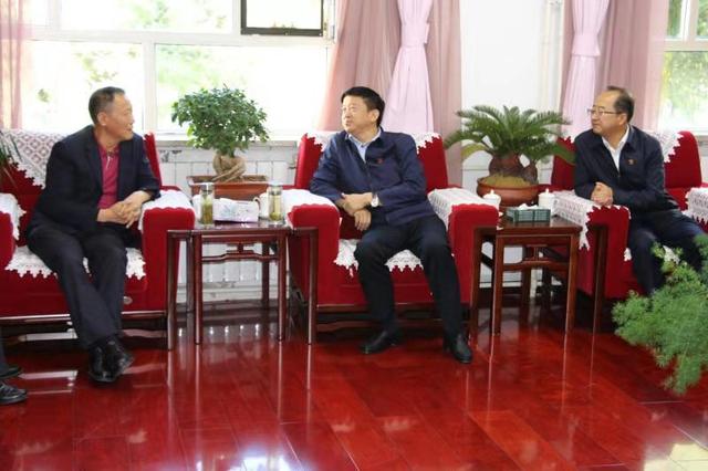 王振昌会见建设银行青海省分行党委书记行长梁世斌一行