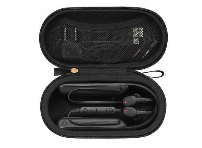 与wf-1000xm3耳塞一样,索尼wi-1000xm2还配有各种尺寸的耳塞,以便用户