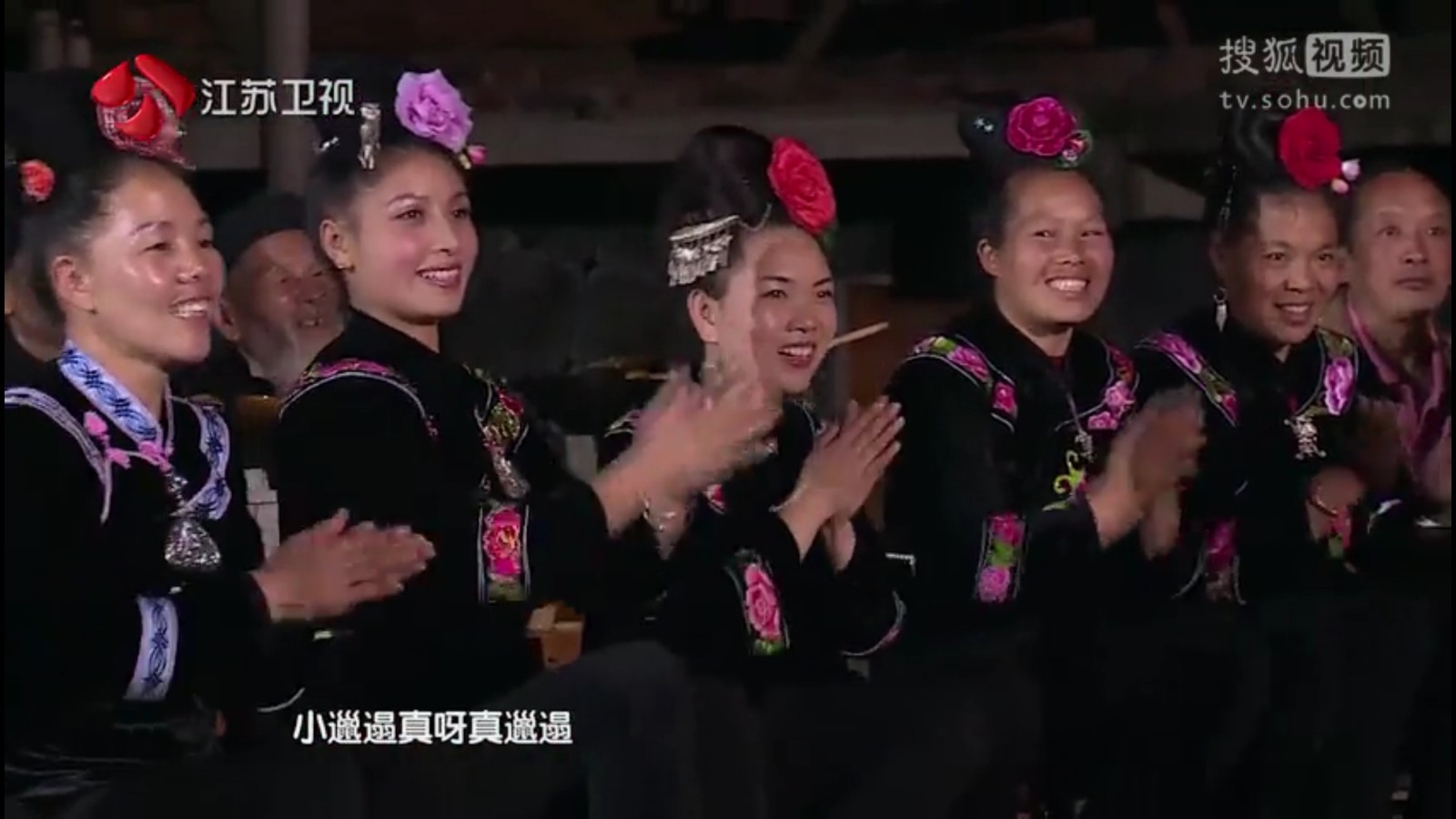 早在2014年,杨紫参加真人秀《花样年华》,就大秀了一把《小邋遢》