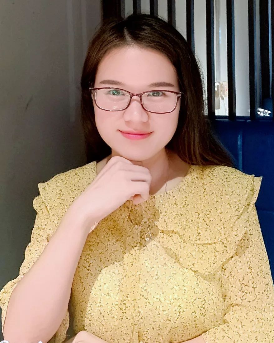 方绮珊老师英语陈志云老师英语李桐老师化学黄丽敏老师英语(在文末