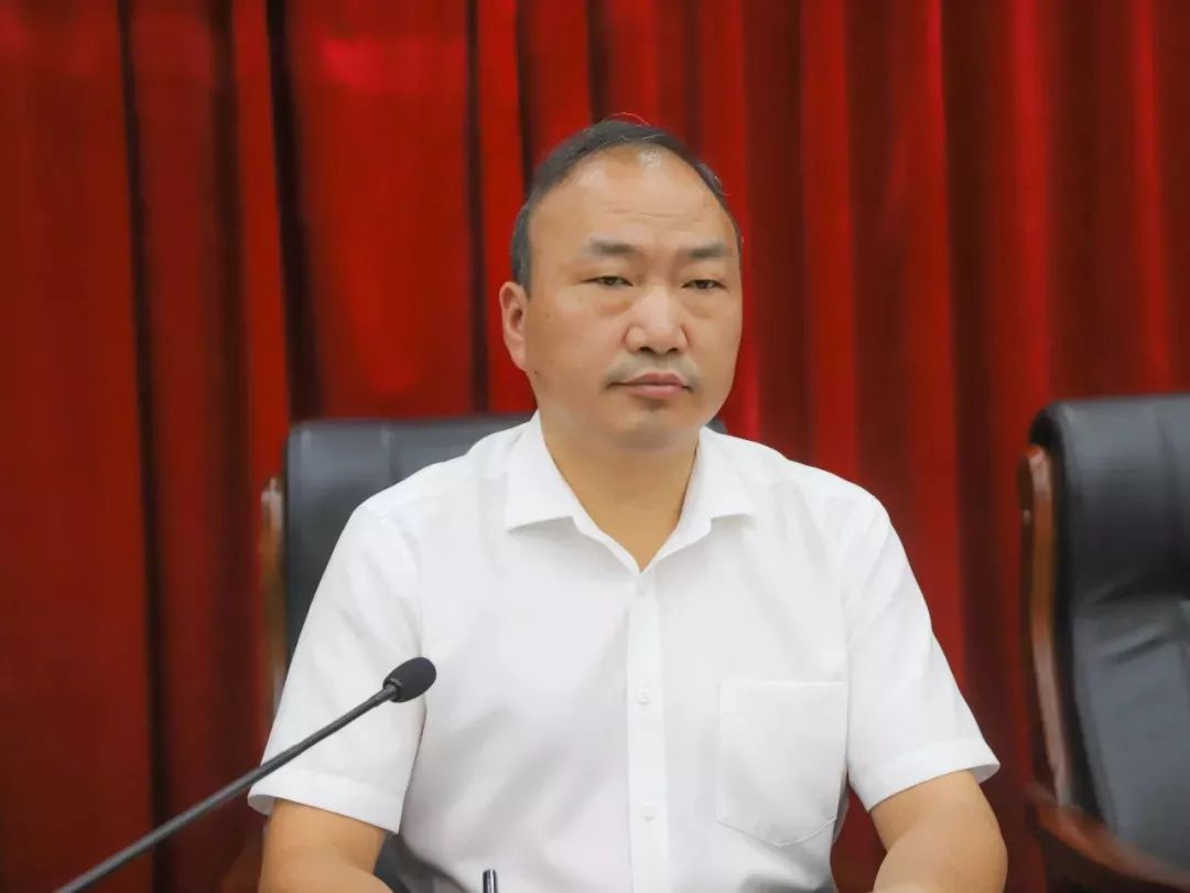 区委书记,区长杨博强调让湘东人民过得更好,是湘东党员干部矢志不移的