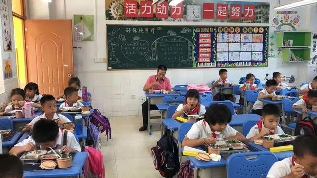 龙岗177所学校提供校内午餐，现场是这样的(图29)