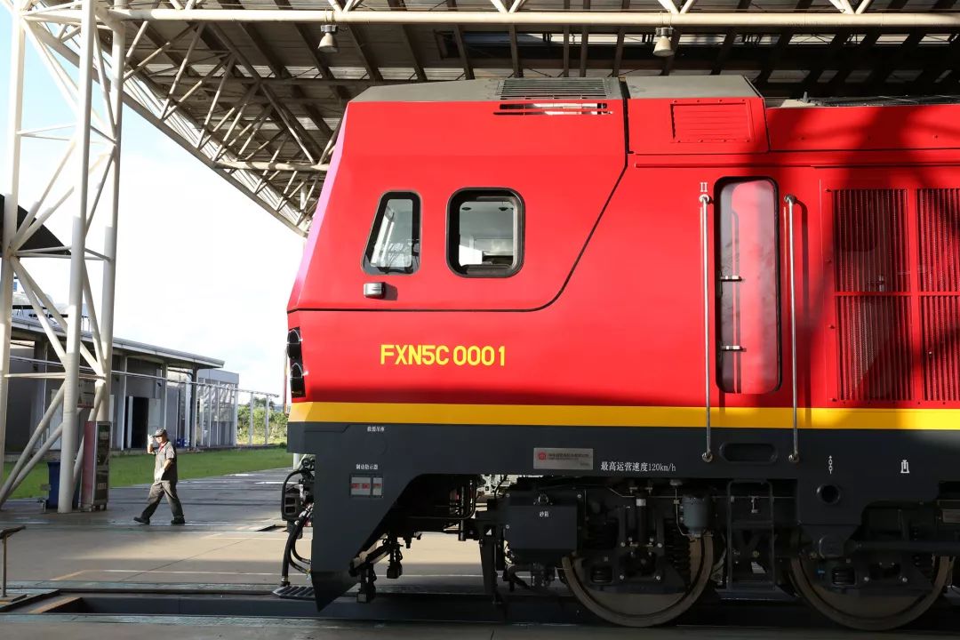 复兴号内燃机车来了已进京进行型式试验