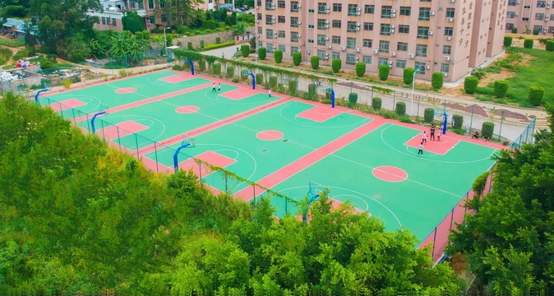 认准侨职标志跟我走~我们还有职教周,十佳歌手,艺术节校运会,12.