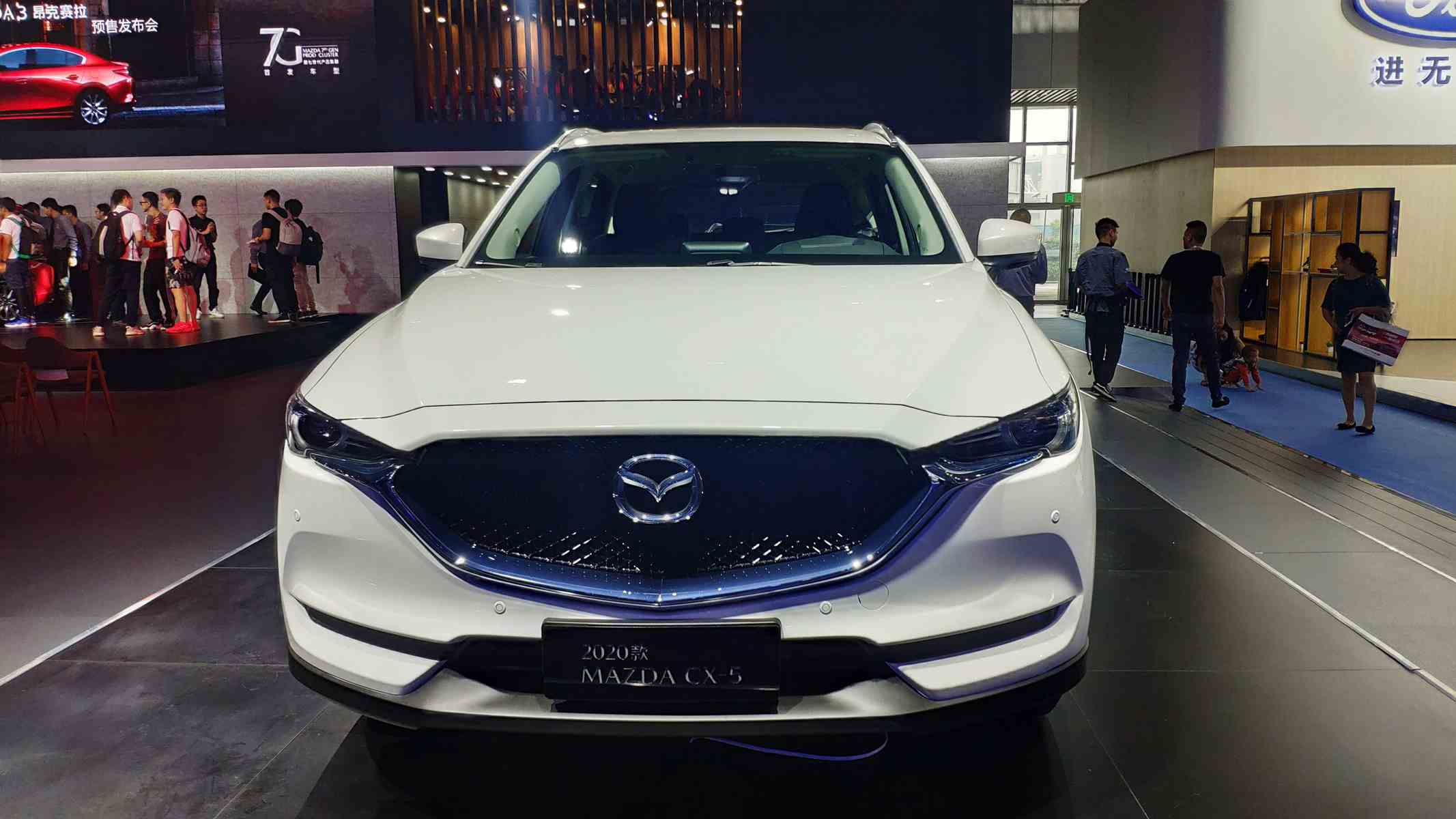 2019年成都车展:2020款马自达cx-5实车