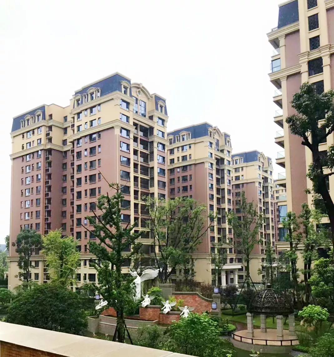 朗润匠心工程丨成都富豪三里花城工地巡检201996