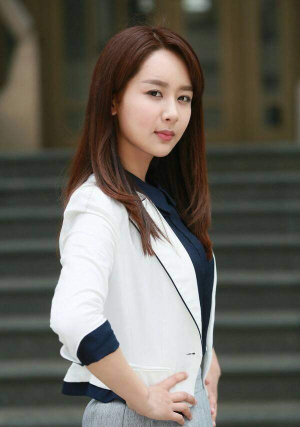 大家是否还记得《大唐双龙传》中杨怡饰演的李家四小姐李秀宁,当真