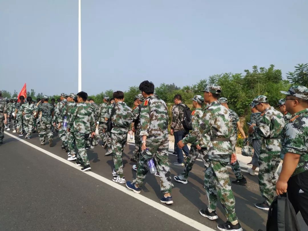 军训拉练|徒步致青春