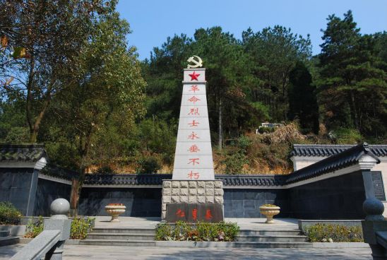 分水革命历史馆▲桐庐县革命烈士纪念碑钟山吴宅之战中,解放军官兵