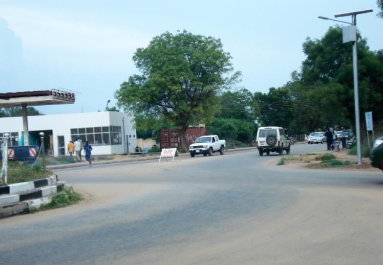 直击世界上最落后的首都,到处是坑坑洼洼的泥路,让人不忍直视_朱巴