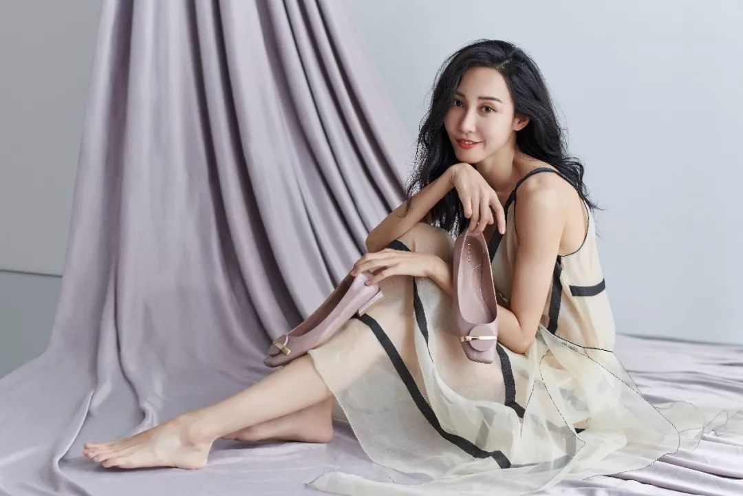 kisscat今秋的仙女鞋子穿搭看朱洁静这一篇就够了