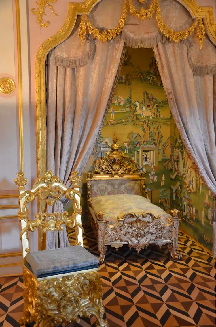 情迷圣彼得堡,出了夏宫,又入冬宫_宫殿