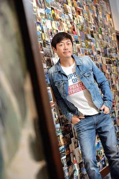 45岁tvb"负评王"三年未拍剧 自曝已老但坦然面对中年危机_李思捷