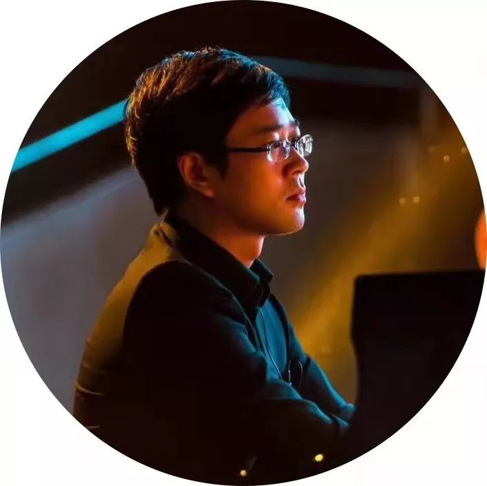 91乐学院钢琴系本科专业,先后师从周轫秋教授,吴迎教授,陈庆峰教授