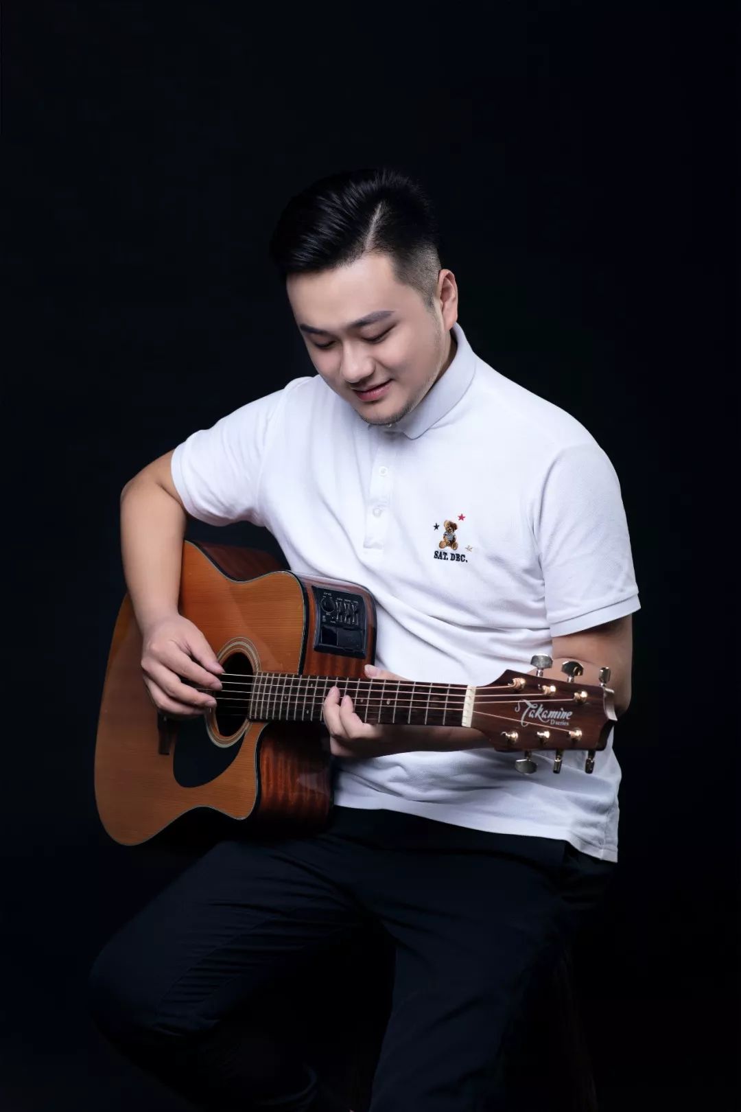 大头范頔朱峰欧阳十二周年生日快乐十二周年生日快乐韩立卓然娄磊马帅