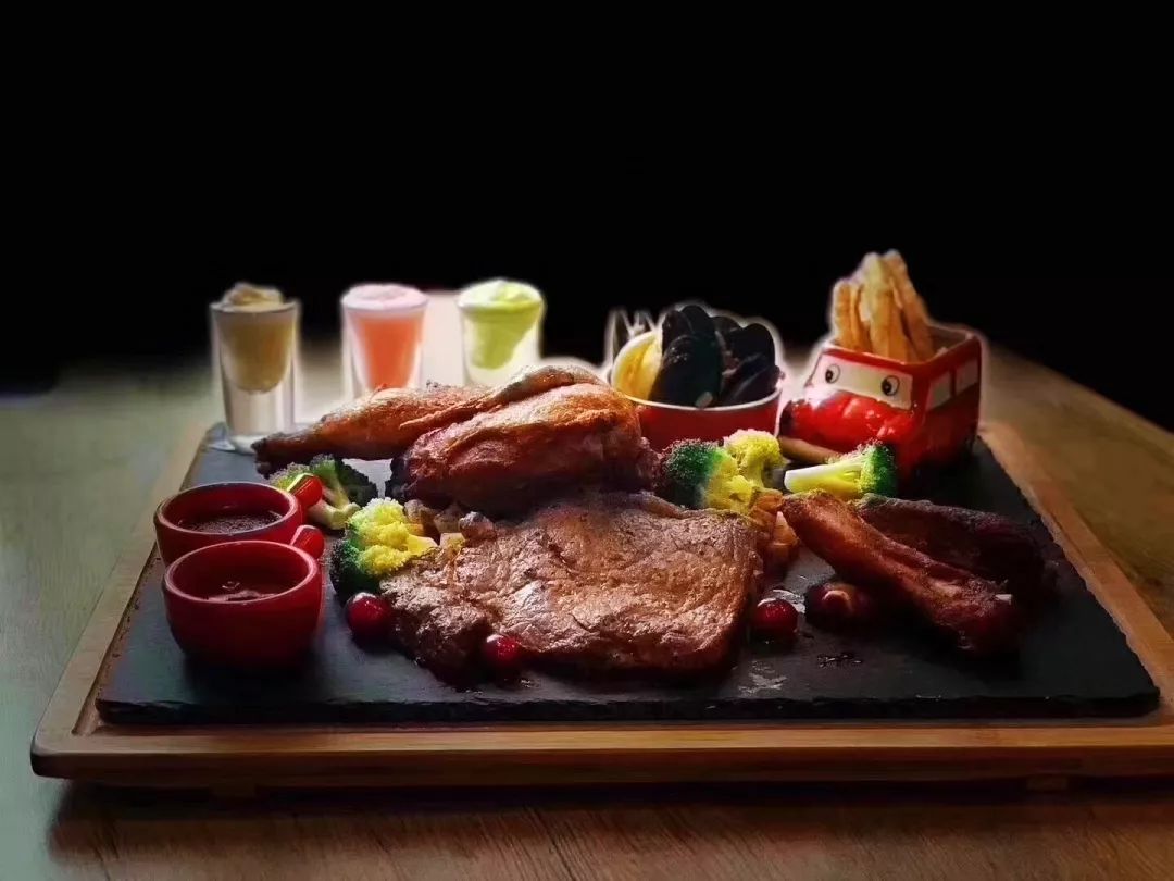 豪客来26周年牛排套餐享优惠
