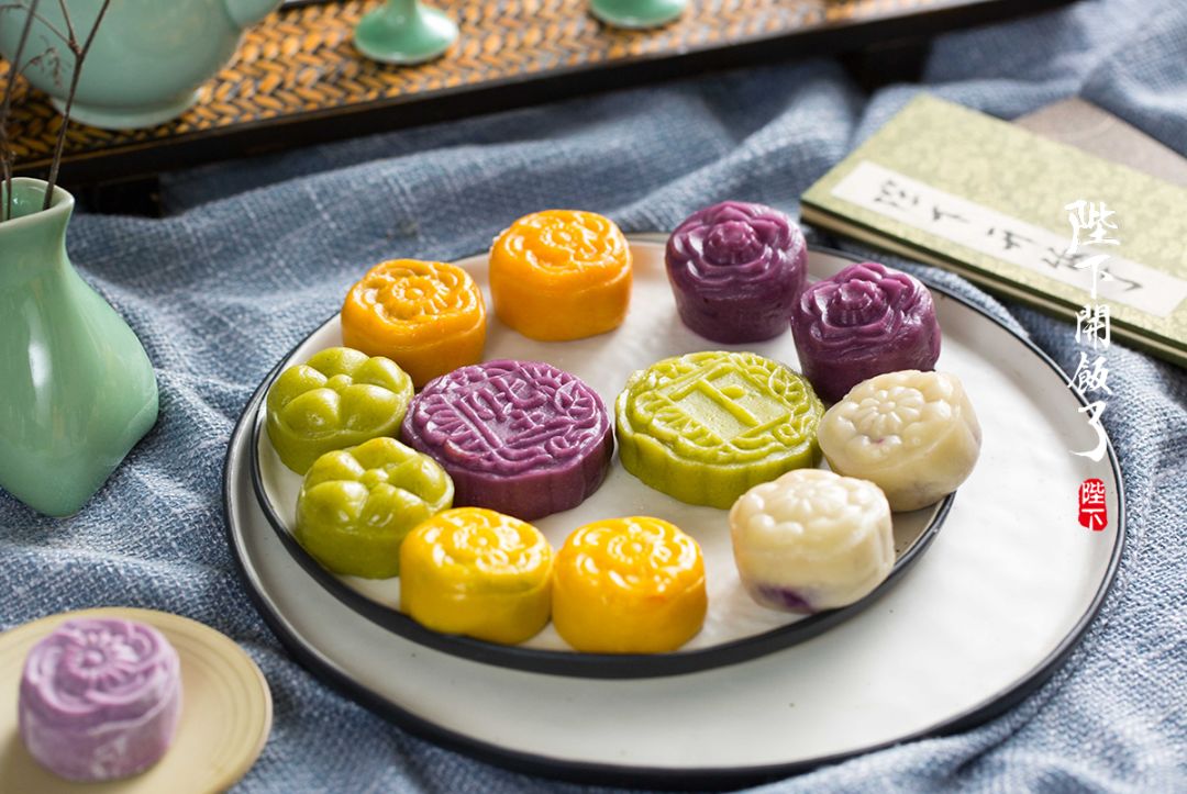 低脂!不用烤箱!无敌好看又好吃的自制五彩果蔬月饼来啦!