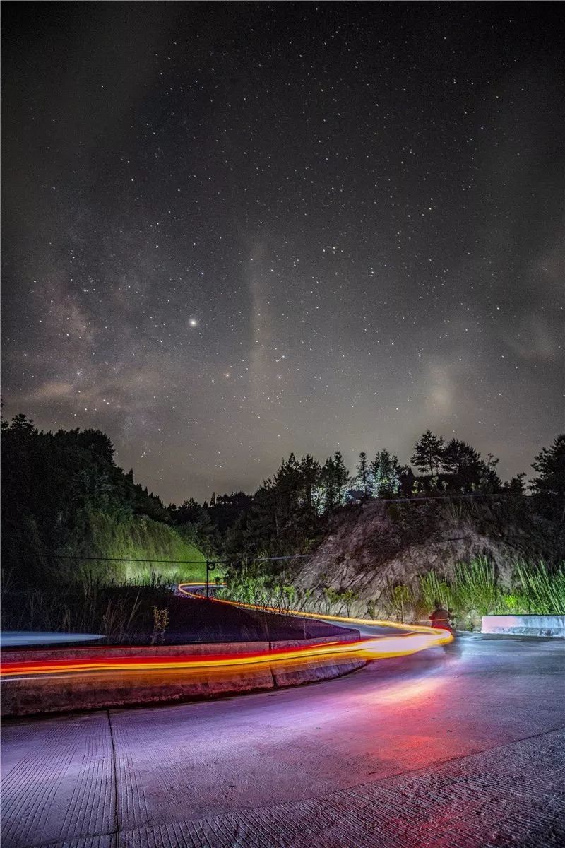 李光重(福建泉州) 使用5d3摄于成都《两岸三地》 陶 卉(福建厦门)