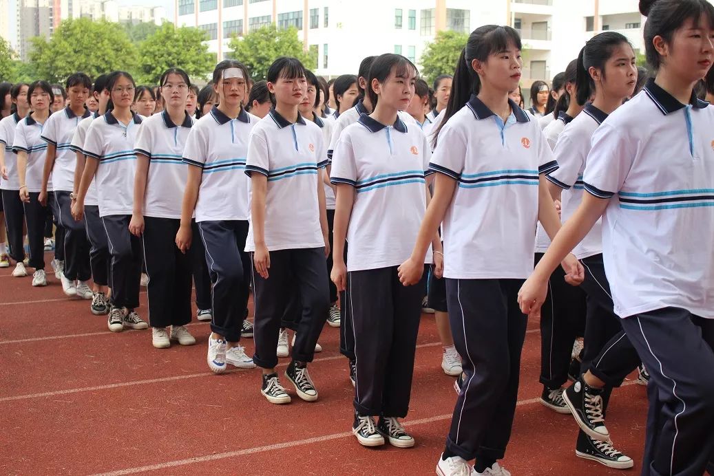 行為規範養成第五天漳州一職校舉行2018級學生期初專項教育活動五