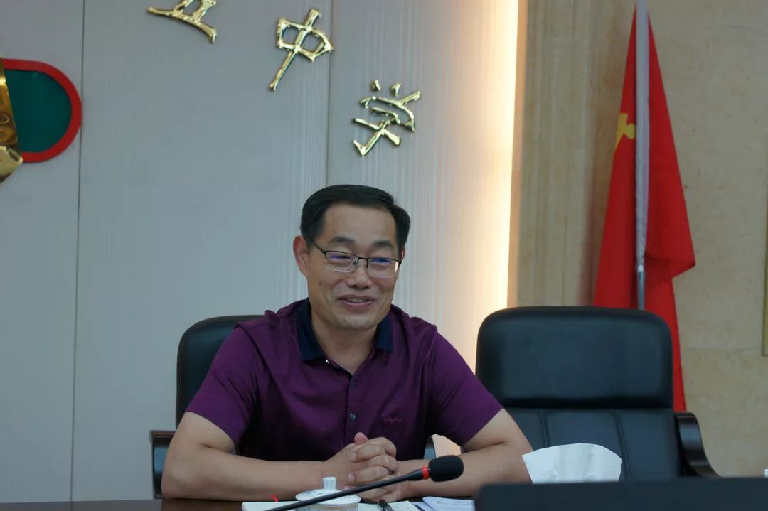 从优秀走向卓越办一流学校白云区教育局杨雄忠局长率