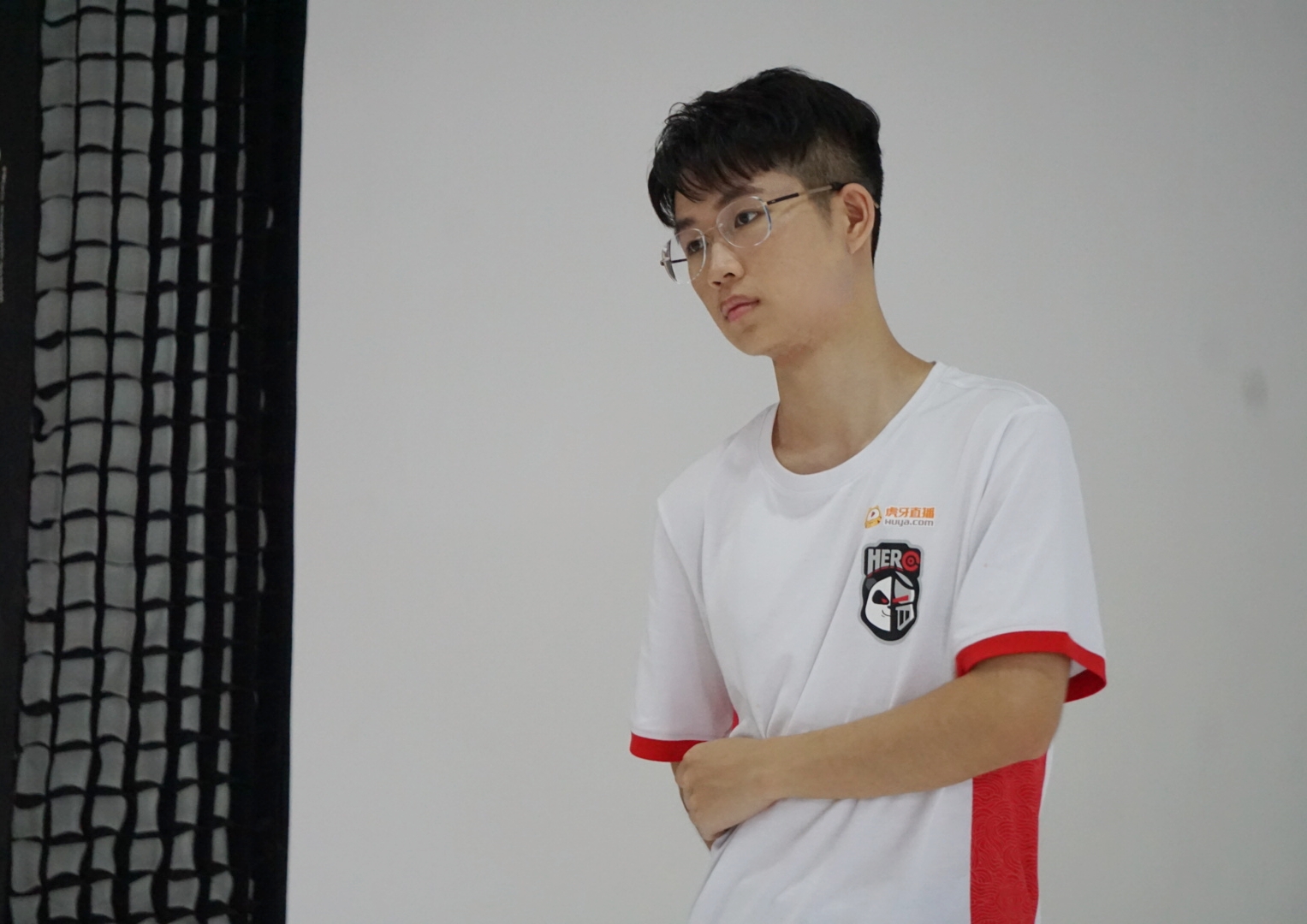 原创韩涵输了寒夜落井下石支持hero久诚被深扒丑闻让人惊讶